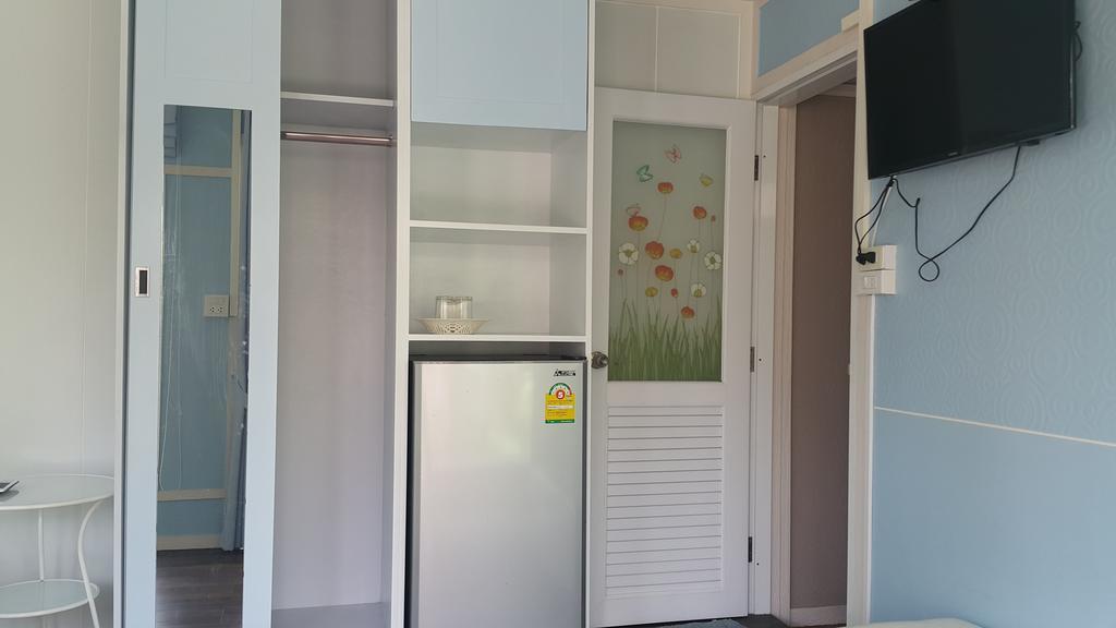 Oyo 75402 Villa Rayonghouse Ban Nong Sai Yong Dış mekan fotoğraf