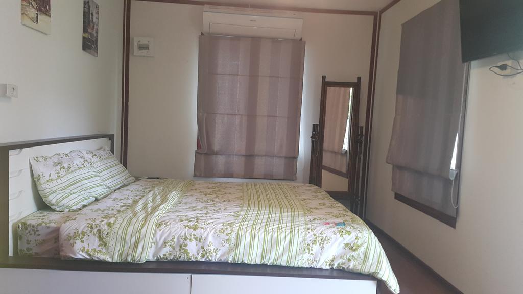 Oyo 75402 Villa Rayonghouse Ban Nong Sai Yong Dış mekan fotoğraf