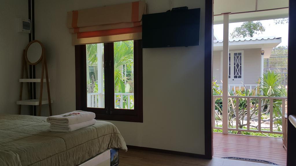 Oyo 75402 Villa Rayonghouse Ban Nong Sai Yong Dış mekan fotoğraf